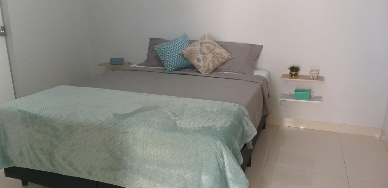 Apartamento Novo E Completo No Centro De Palmas C/ Internet Exterior photo